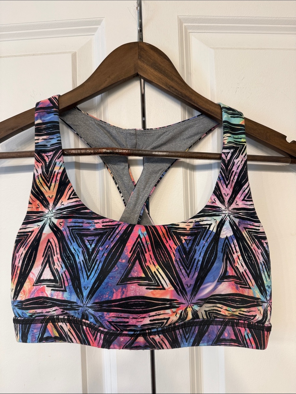 Born Primitive Multicolor Geometric Sports Bra - Pink, Blue, Purple, Black.